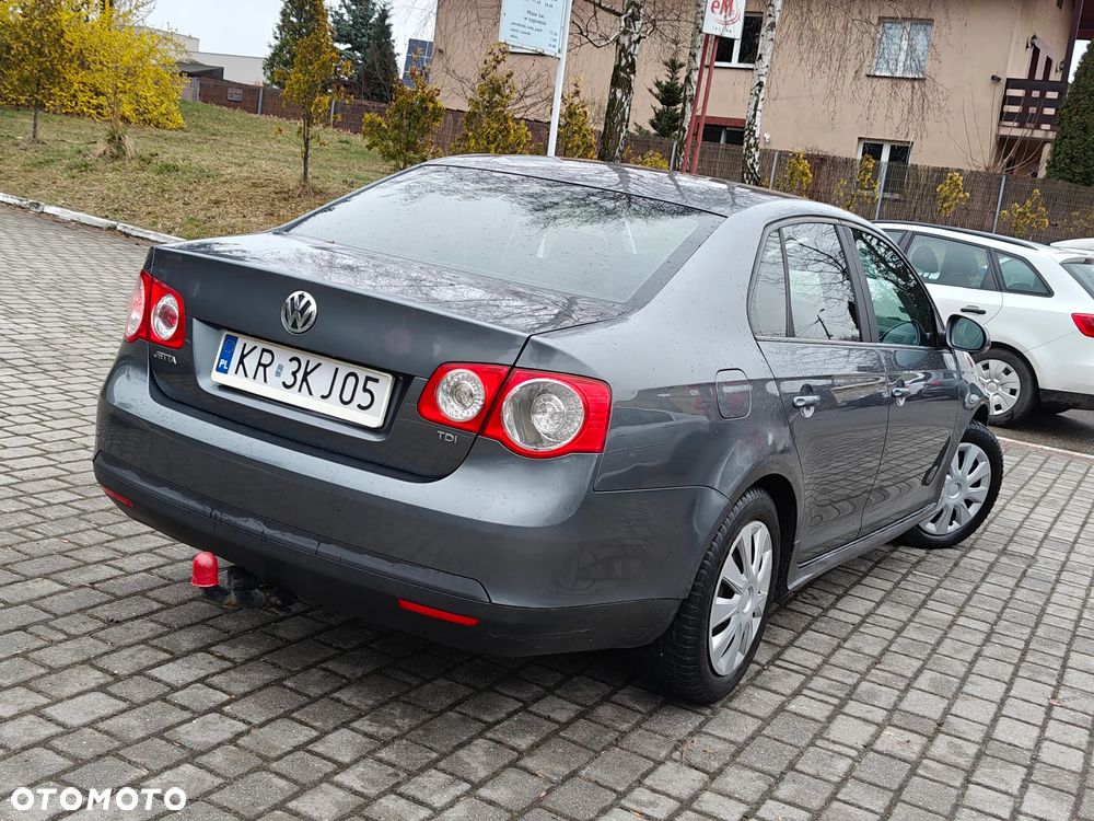 Volkswagen Jetta 1.9 TDI Comfortline - 3