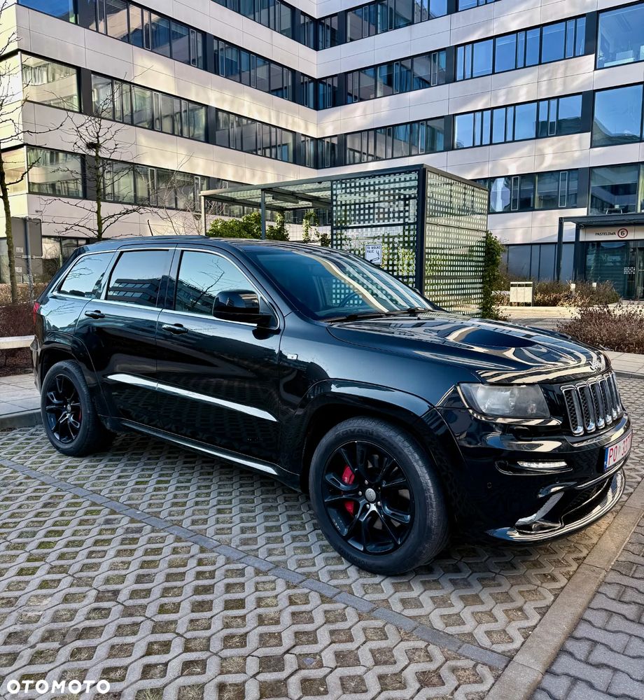 Jeep Grand Cherokee SRT - 4