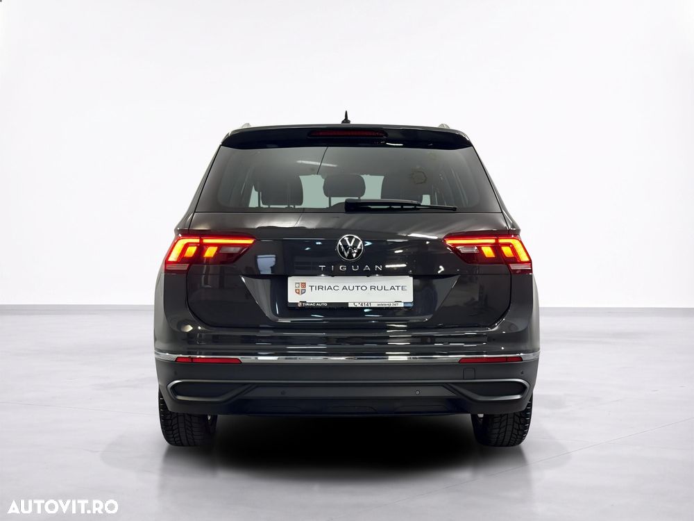 Volkswagen Tiguan - 5