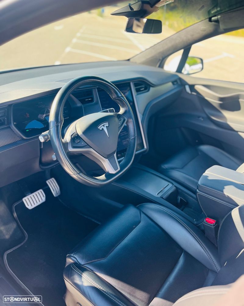 Tesla Model X P100D - 6