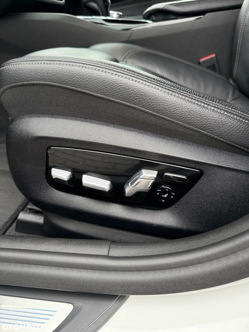 BMW Seria 5 540d xDrive - 24