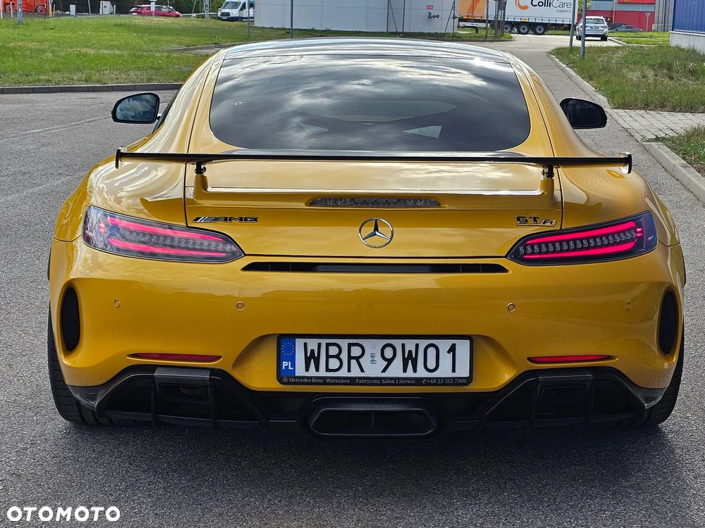 Mercedes-Benz AMG GT R - 10