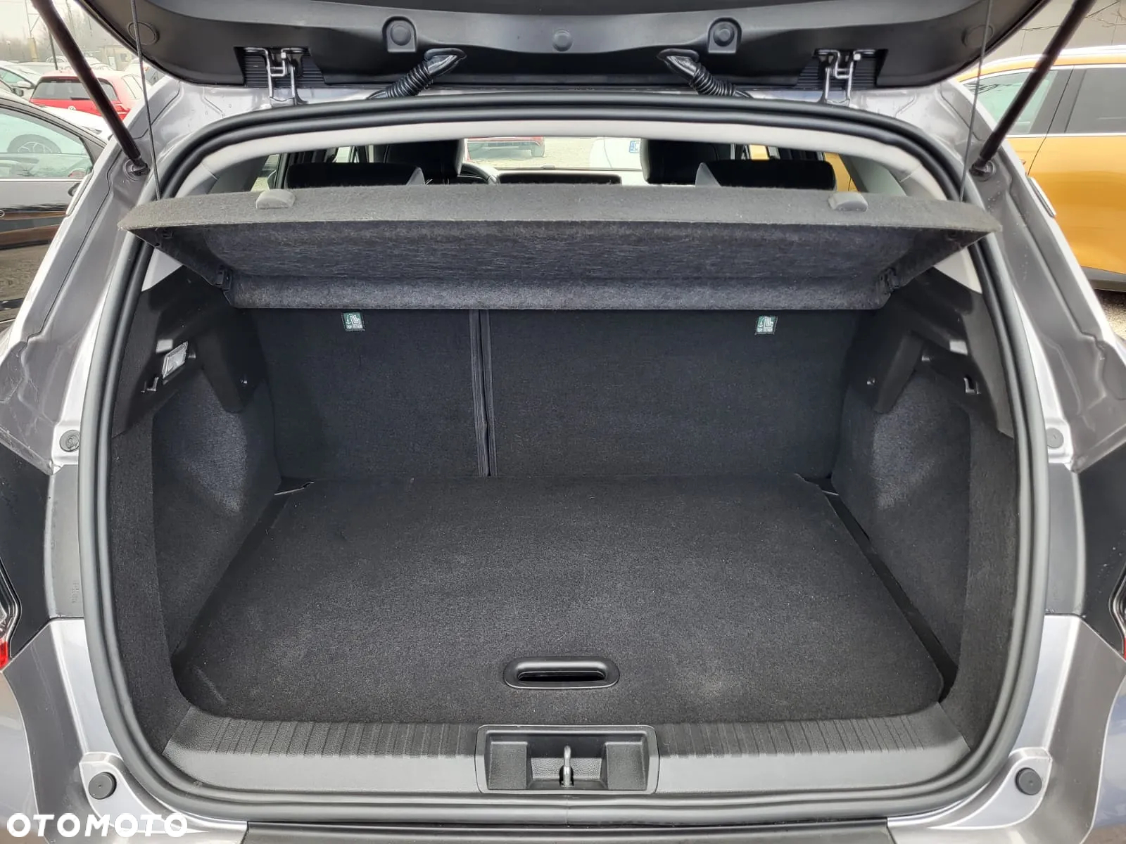 Renault Captur TCe Mild Hybrid 140 GPF EVOLUTION - 25