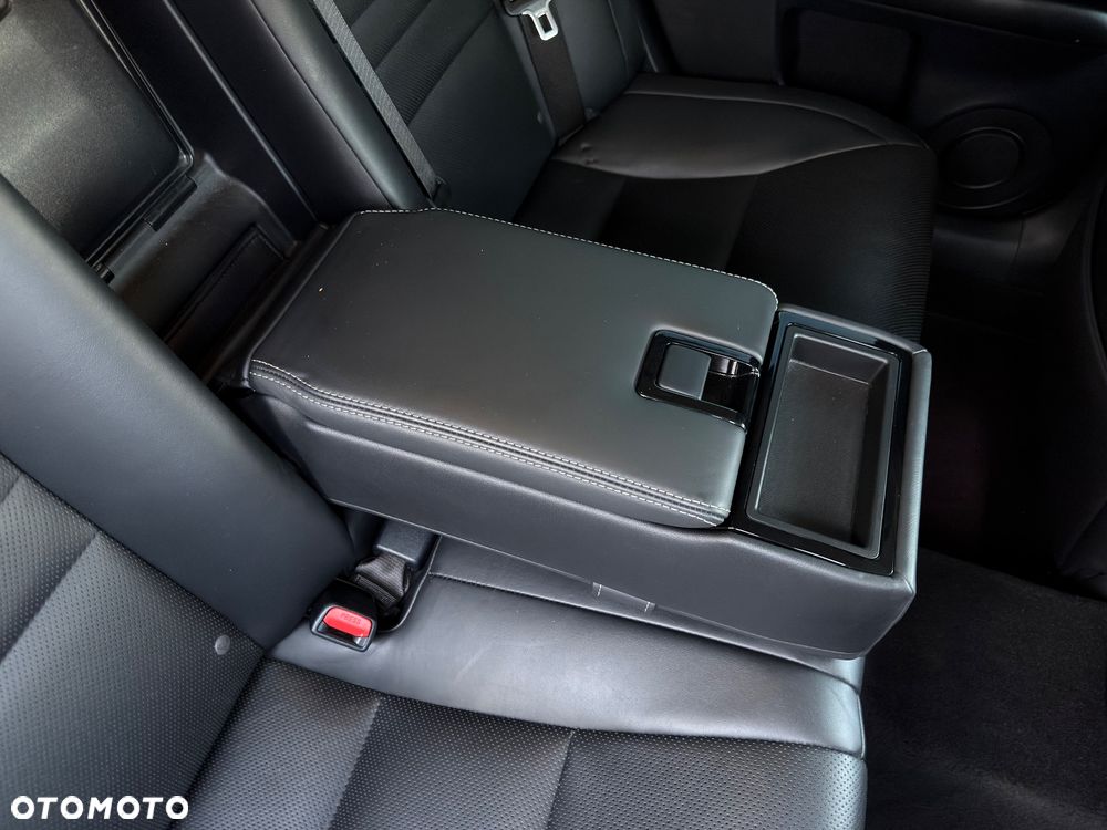 Lexus GS 200t / 300 Elegance - 31