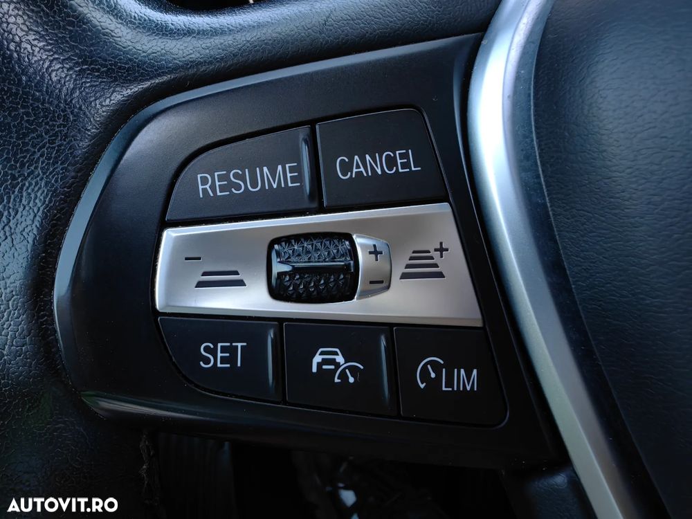 BMW X5 xDrive40d - 28
