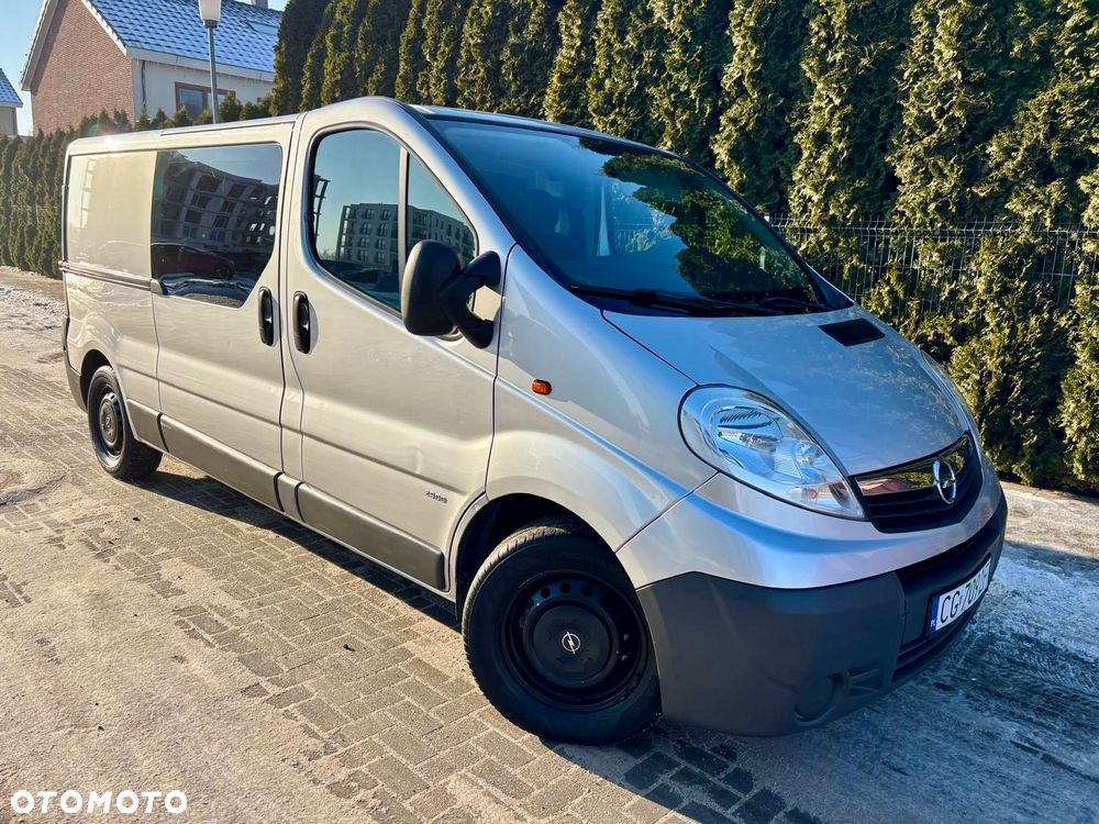 Opel Vivaro - 4
