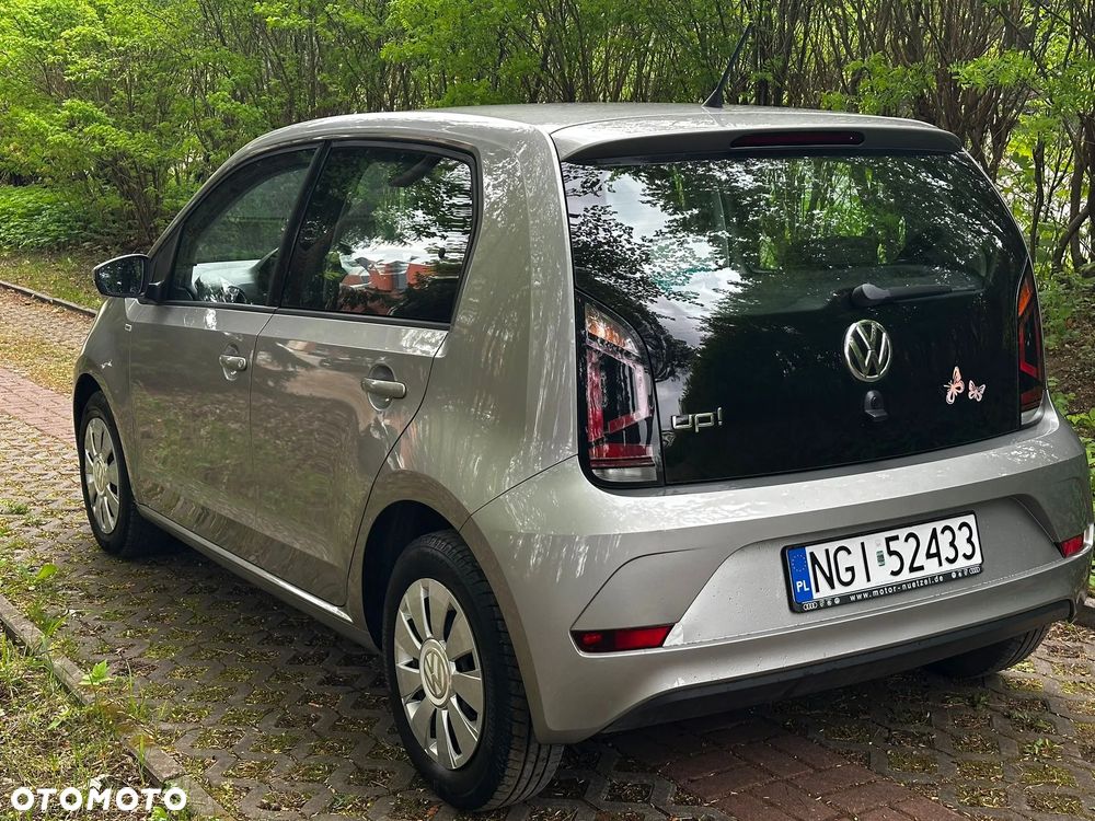 Volkswagen up! (BlueMotion Technology) move - 5
