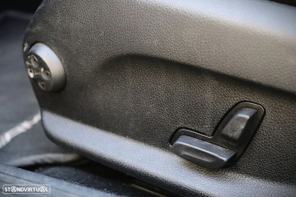 Mercedes-Benz C 300 - 21