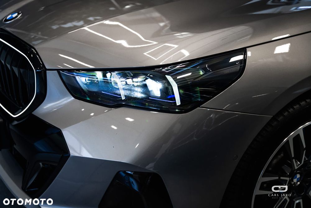 BMW Seria 5 520i - 8
