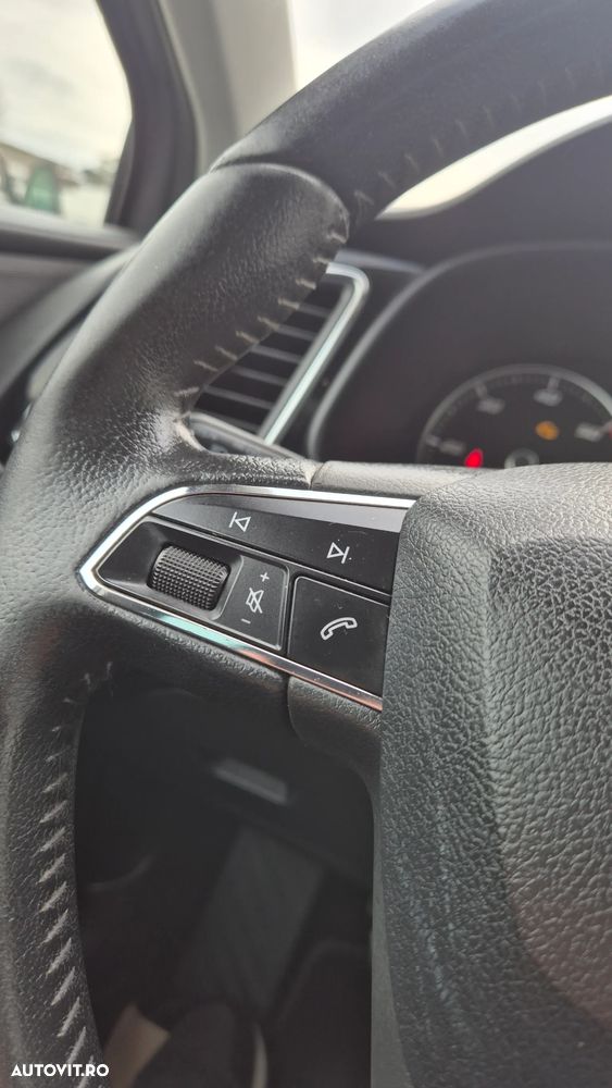 Seat Leon 1.6 TDI ECOMOTIVE Reference - 24