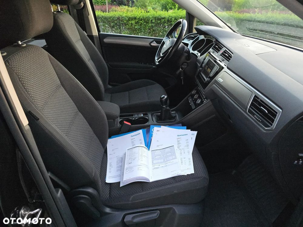 Volkswagen Touran 1.6 TDI BMT SCR Comfortline - 16