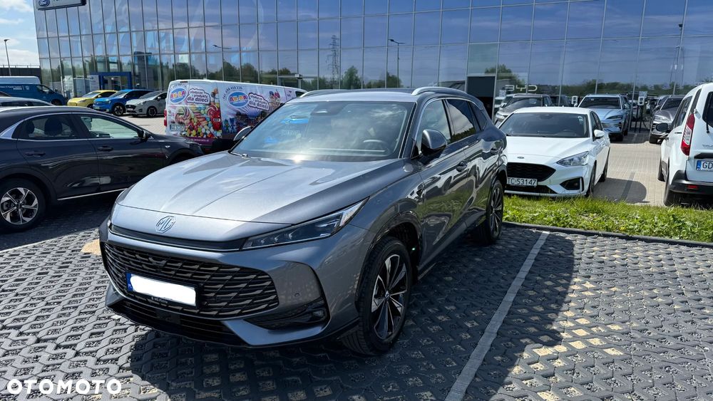 MG HS 1.5 T-GDI Exclusive DCT - 9