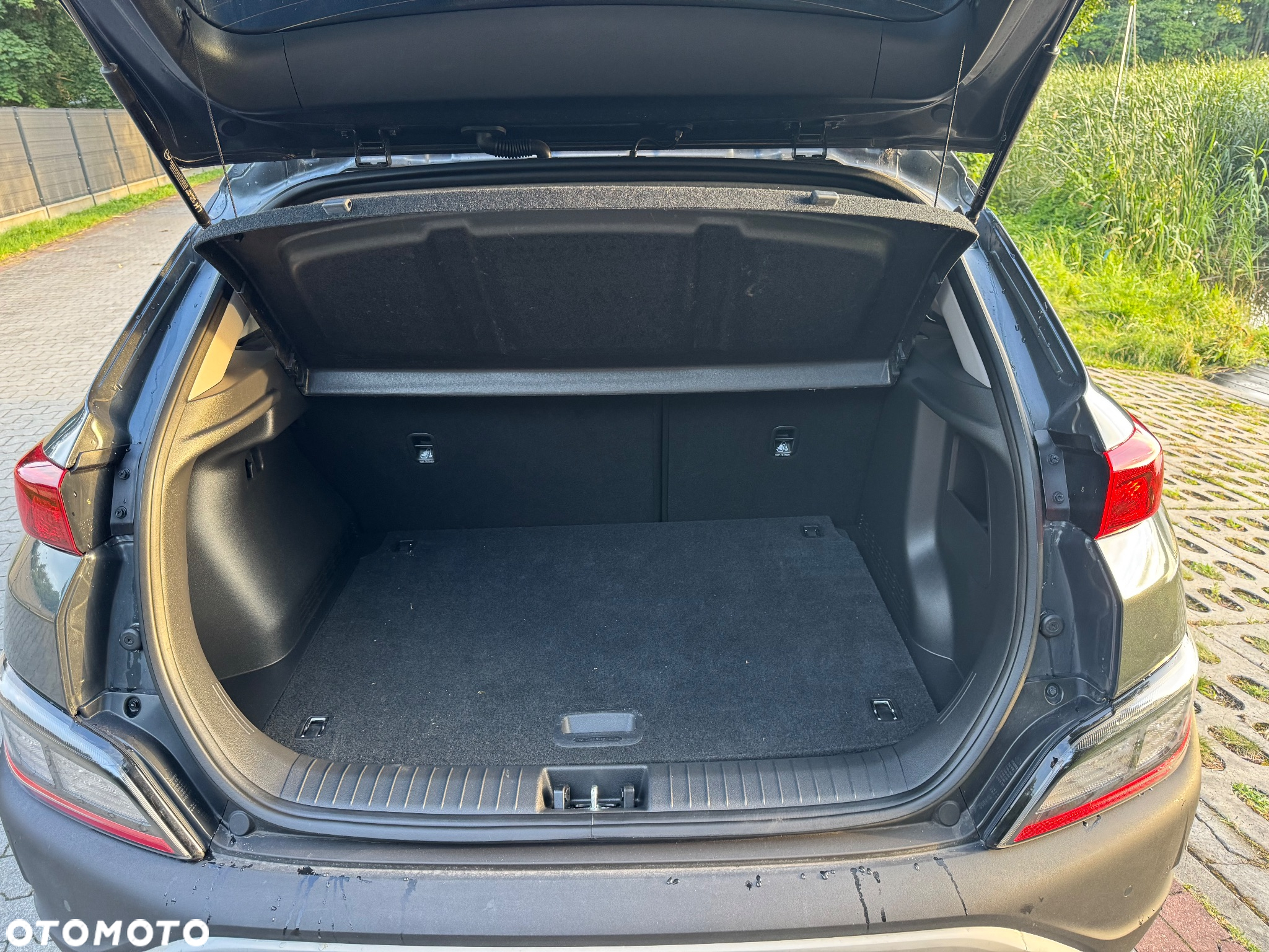 Hyundai Kona - 8