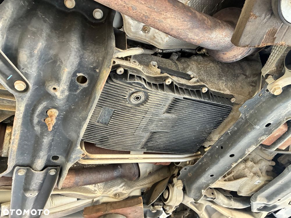 Jeep Grand Cherokee 5.7 V8 HEMI Overland Summit - 35