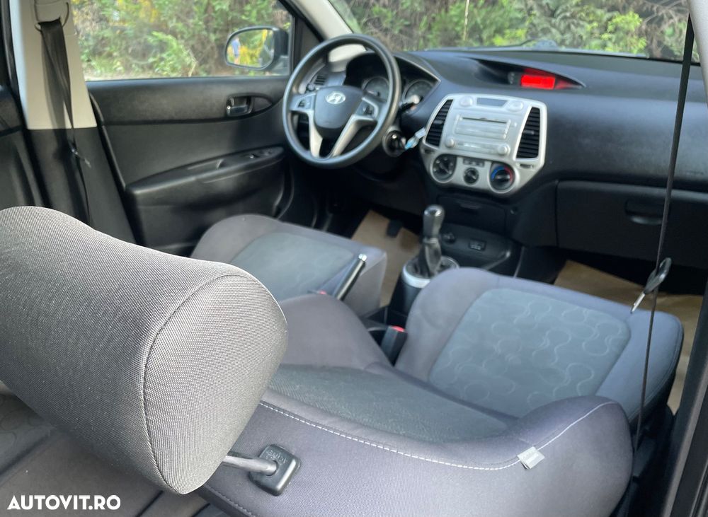 Hyundai i20 1.4 CRDi Style - 8