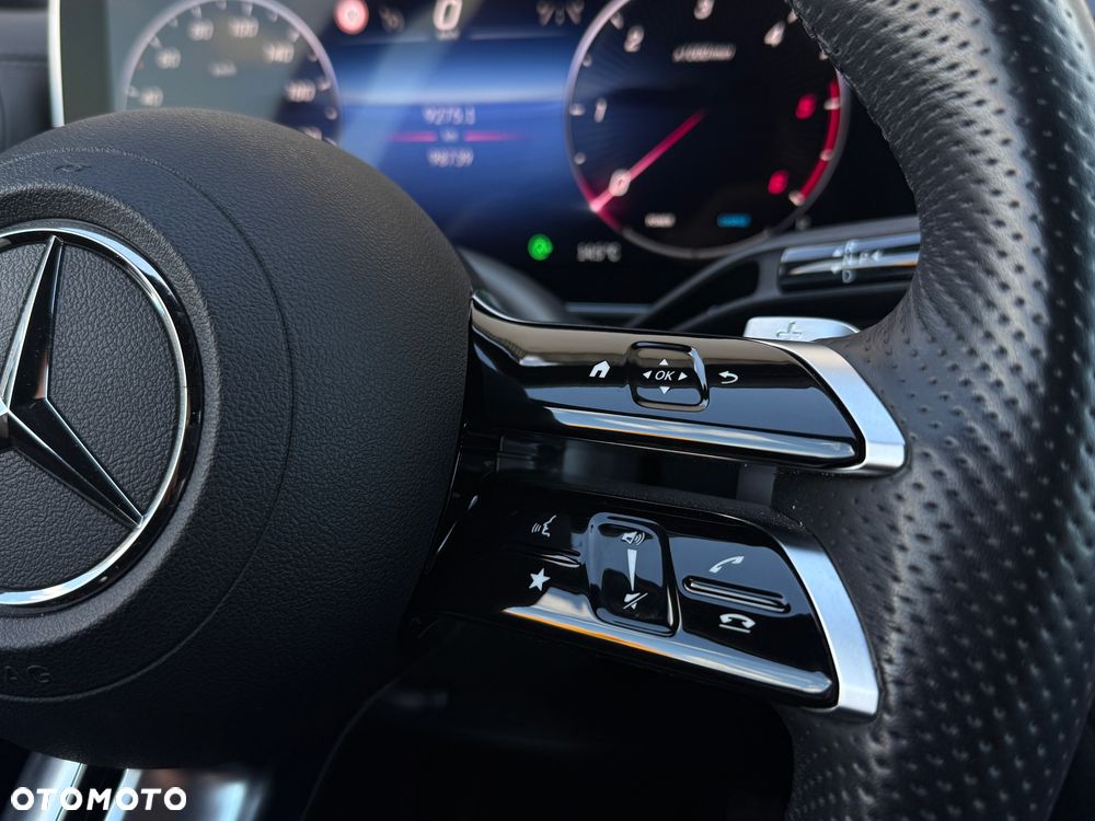 Mercedes-Benz Klasa C 300 d mHEV 4-Matic AMG - 17
