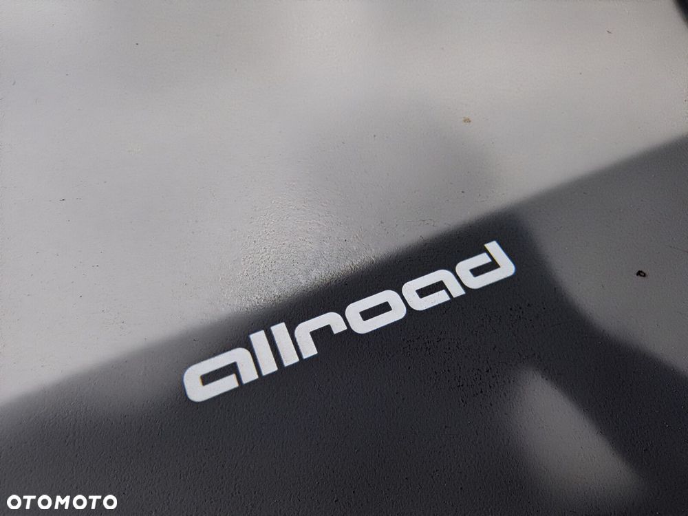 Audi A6 Allroad - 30