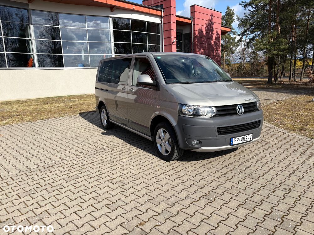 Volkswagen Multivan - 2