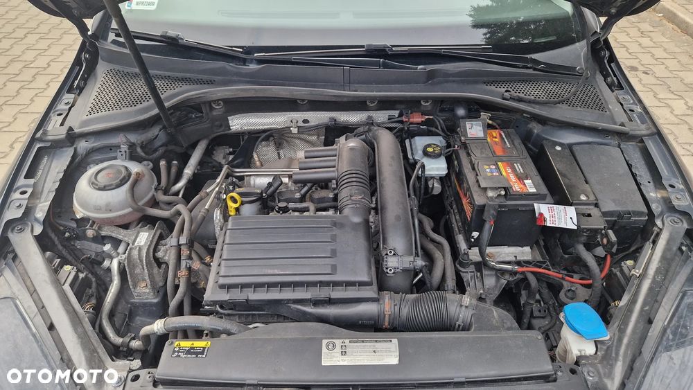 Volkswagen Golf Variant 1.4 TSI BMT Comfortline - 16