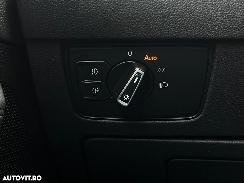 Volkswagen Passat - 20