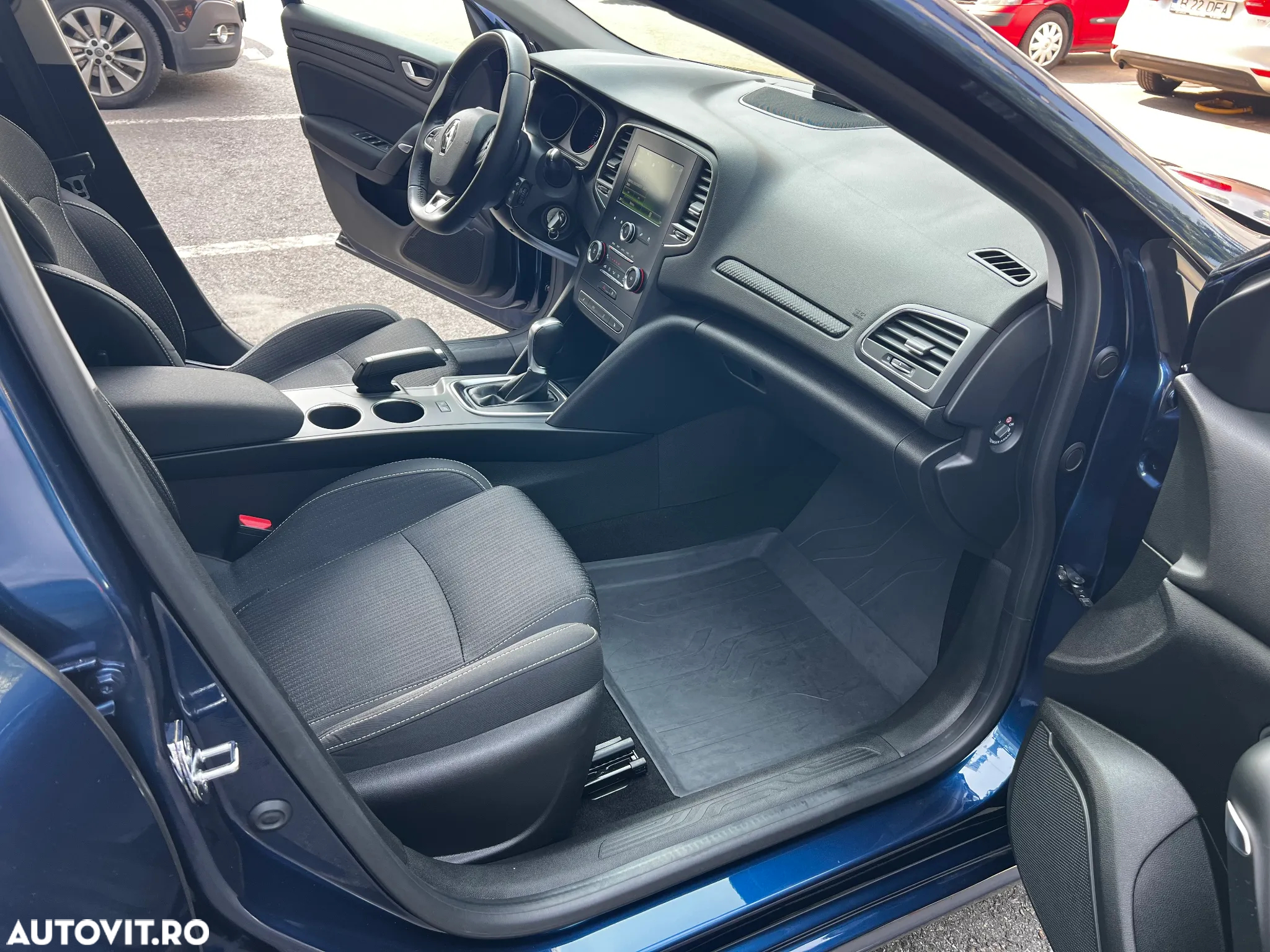 Renault Megane Estate 1.5 dCI EDC Zen - 12