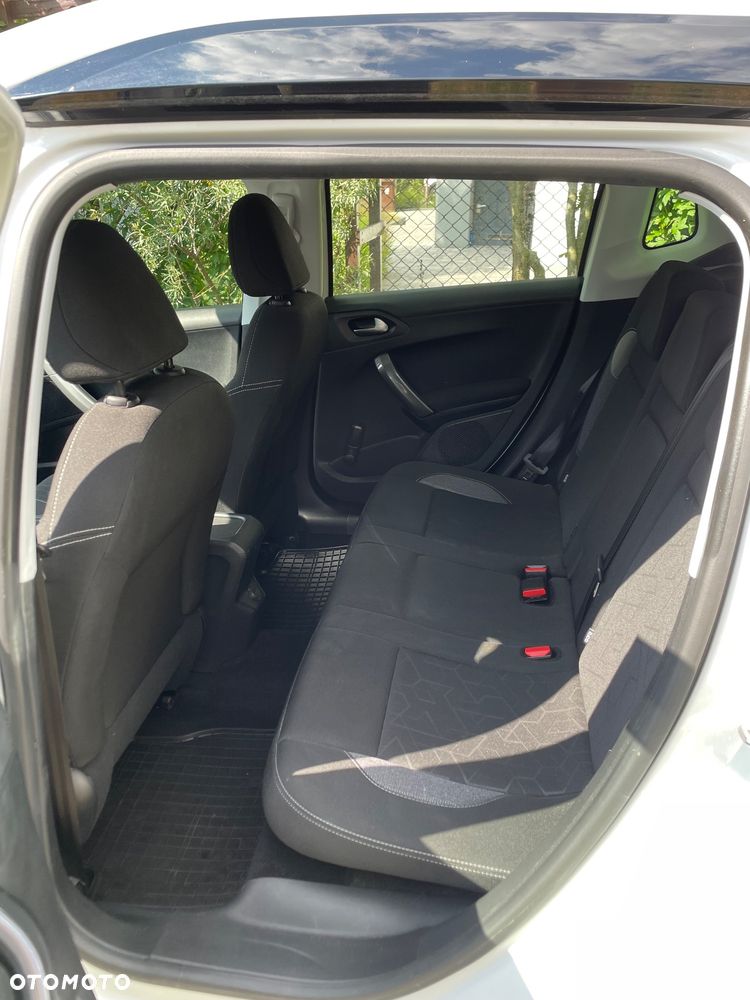 Peugeot 2008 1.2 Pure Tech Active - 10