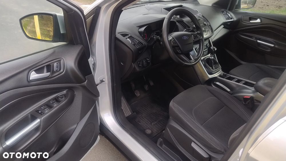 Ford Kuga 2.0 TDCi 4x4 Individual - 21