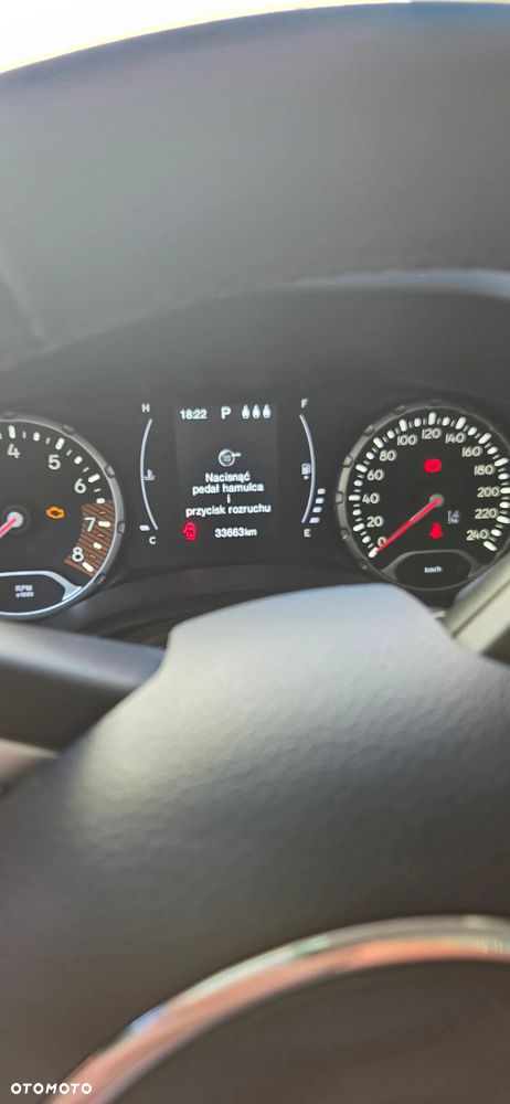 Jeep Renegade 1.3 GSE T4 Turbo Longitude FWD S&S - 8