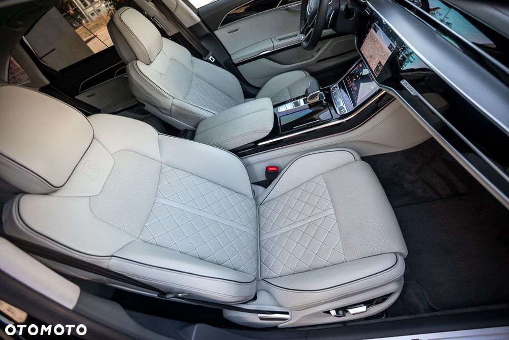 Audi A8 - 21