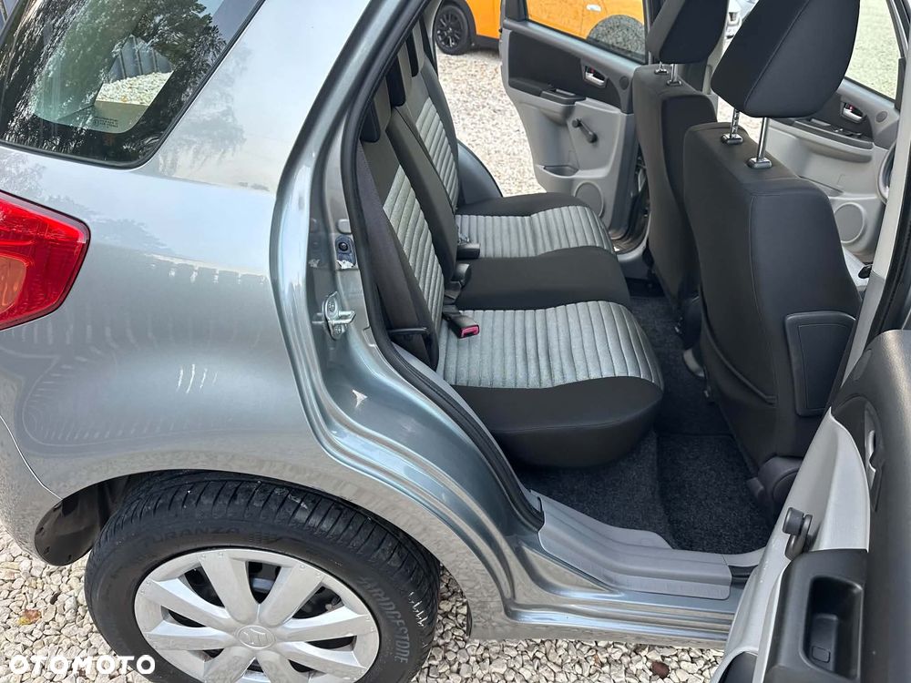 Suzuki SX4 - 18