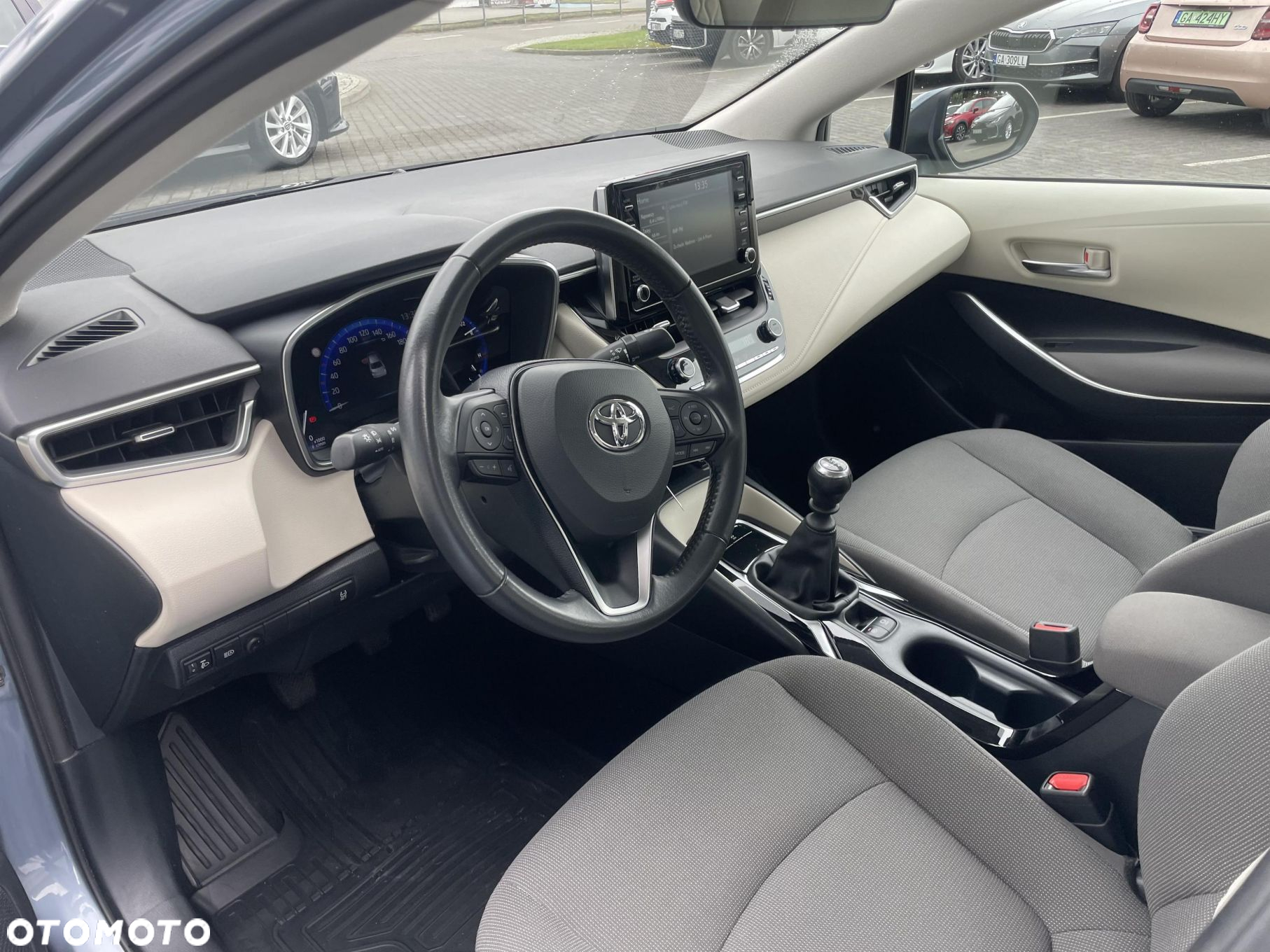 Toyota Corolla - 10