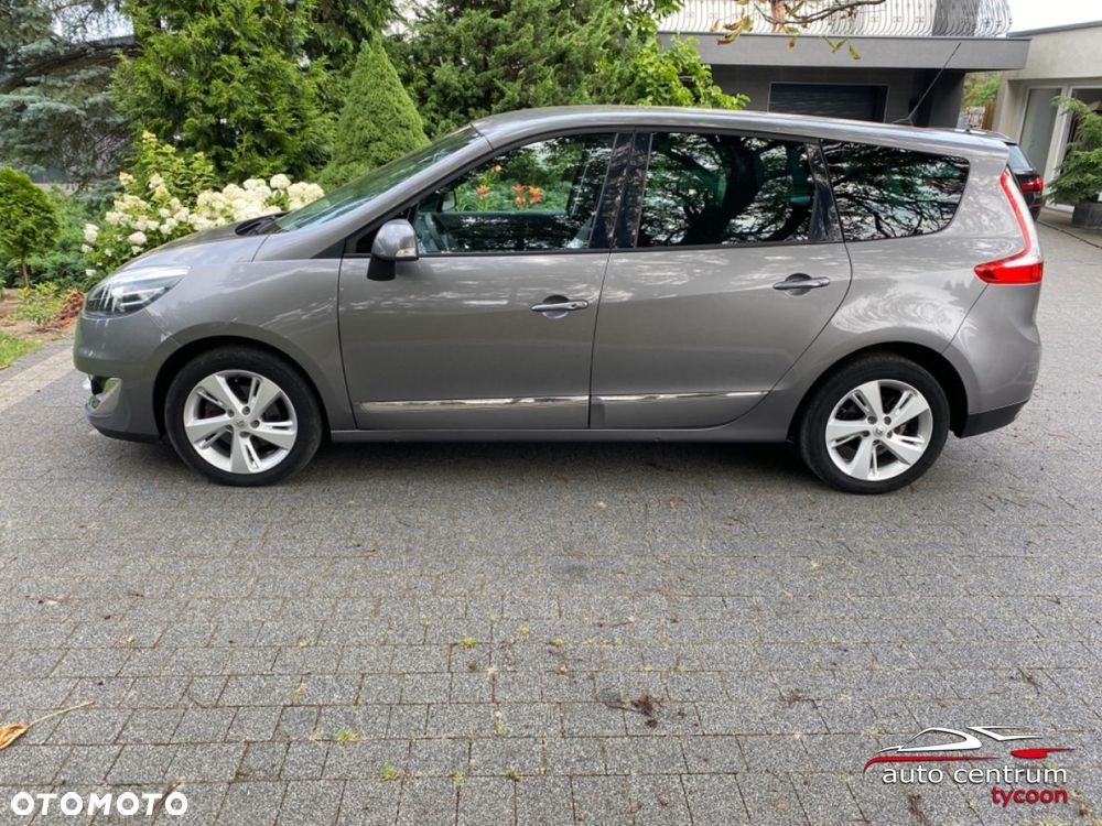 Renault Grand Scenic - 20