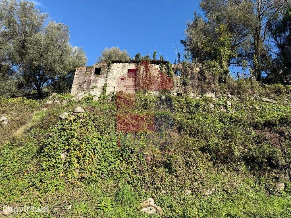 Moradia para restauro, Gomide - Grande imagem: 5/19