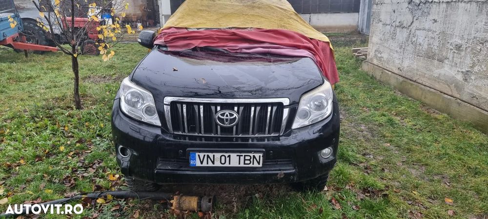 Toyota Land Cruiser 3.0l Turbo D-4D Aut. AVS 7 Locuri Luxury - 1