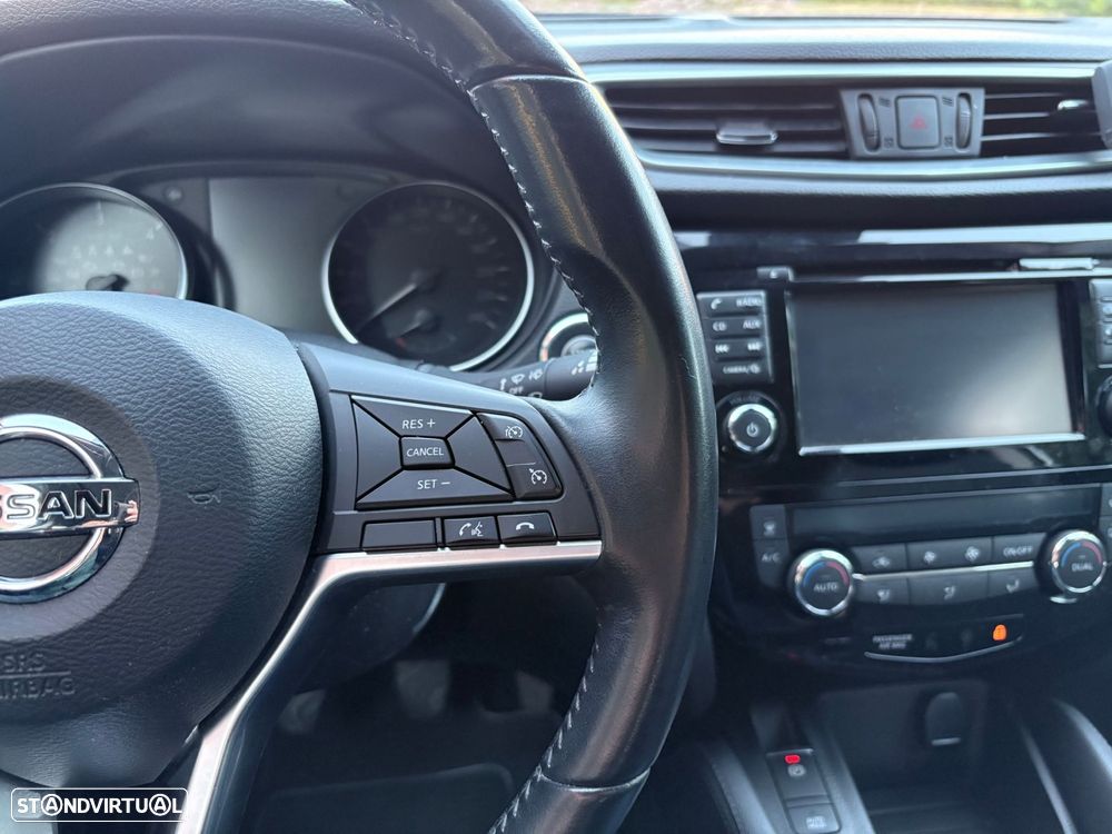 Nissan Qashqai 1.5 dCi Tekna - 40