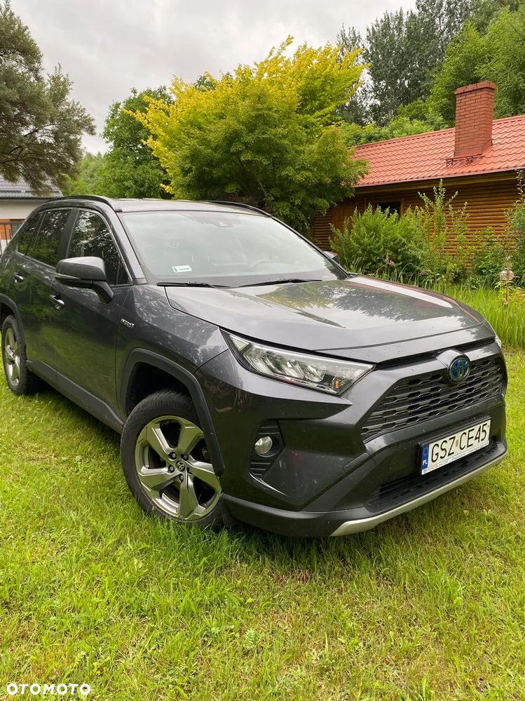 Toyota RAV4 - 4