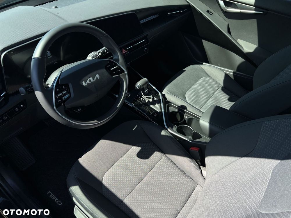 Kia Niro 1.6 GDI Hybrid M - 10