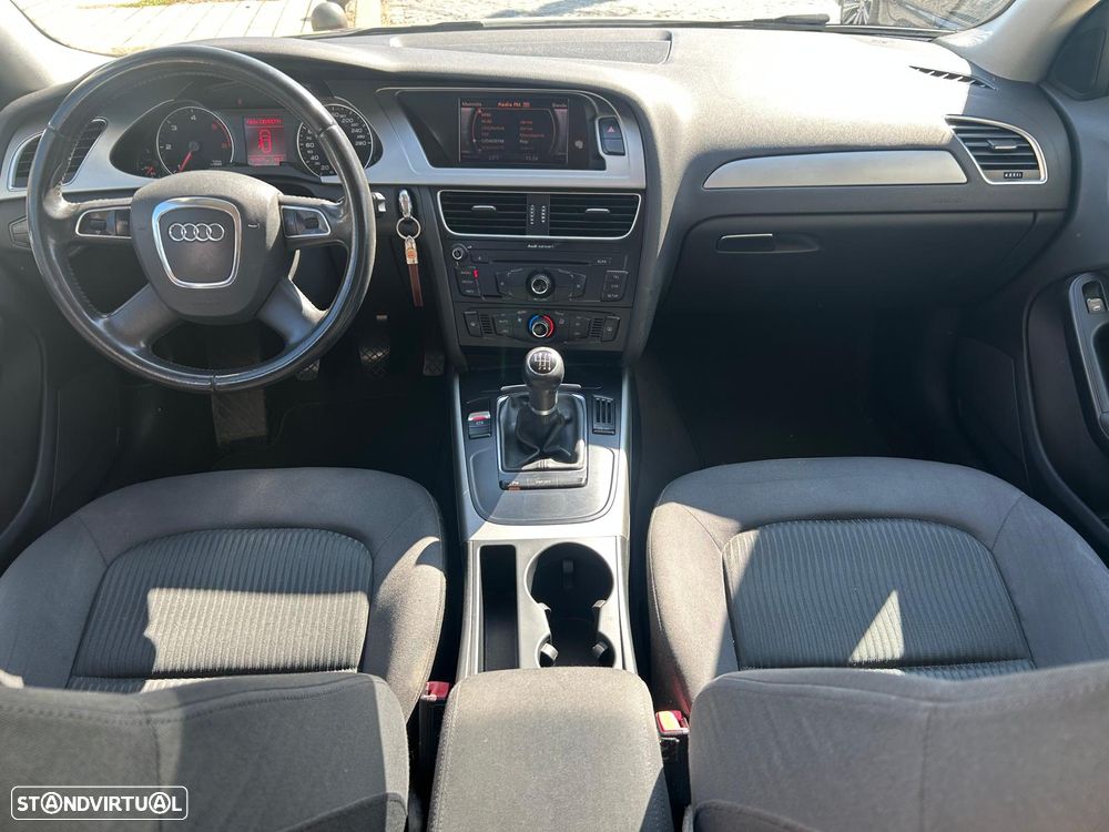 Audi A4 Avant 2.0 TDI e DPF Attraction - 5