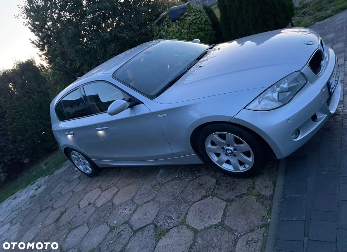 BMW Seria 1 118i - 11
