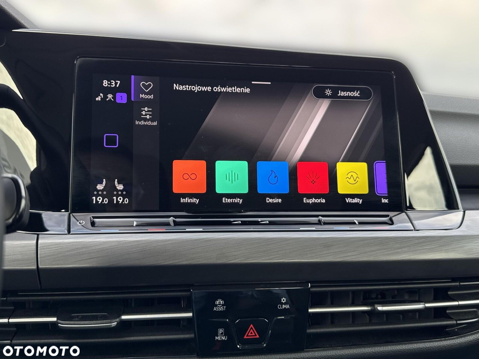 Volkswagen Golf - 30