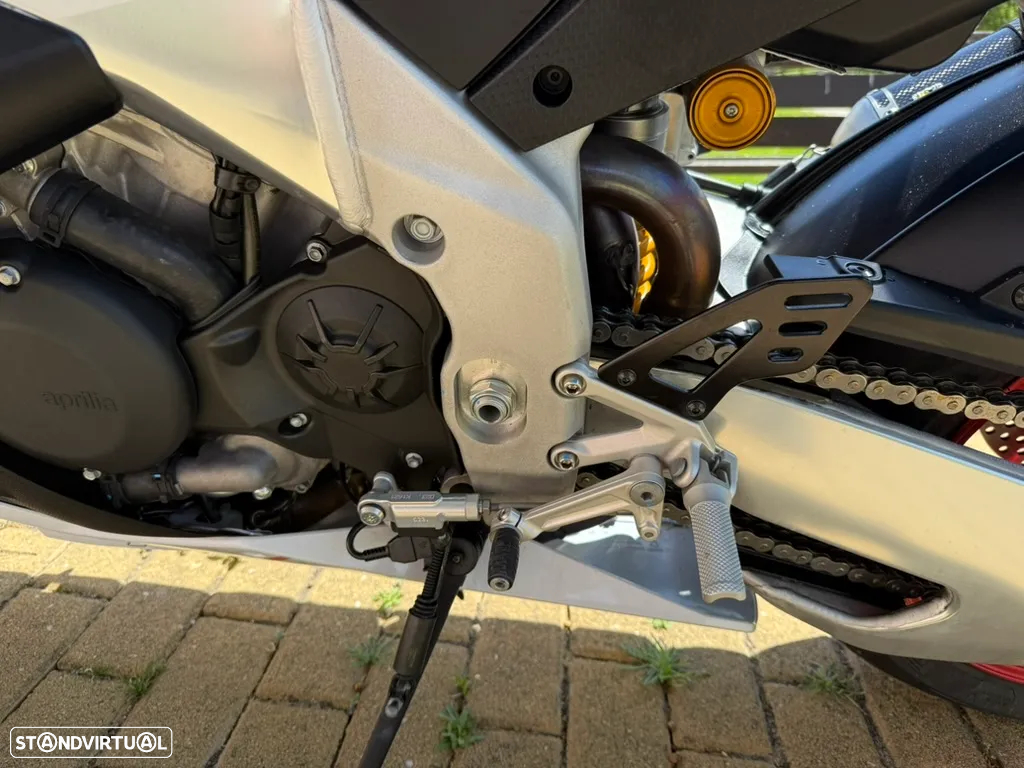 Aprilia RS RSV4 Factory - 26