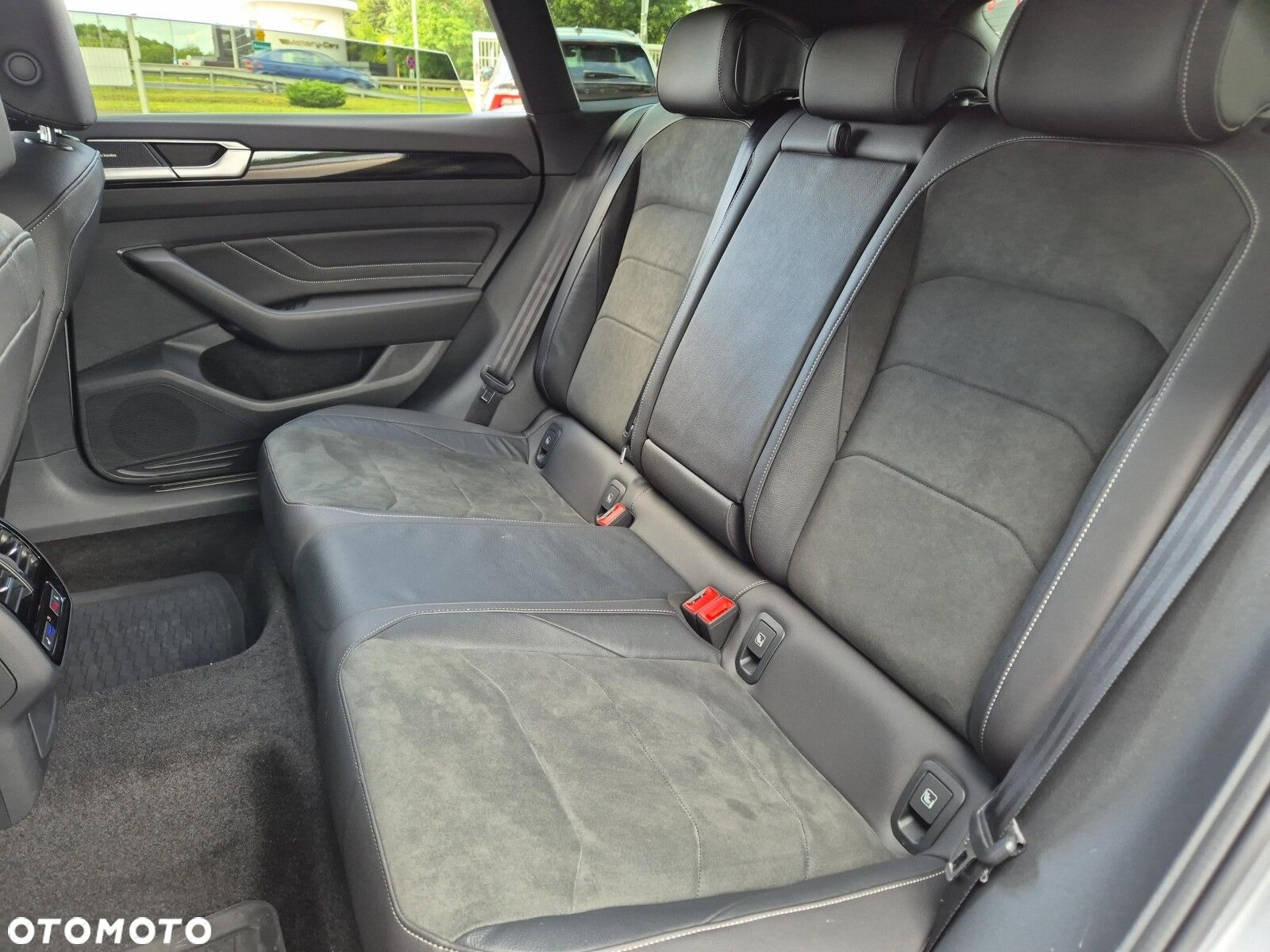 Volkswagen Arteon 2.0 TDI 4Motion R-Line DSG - 15