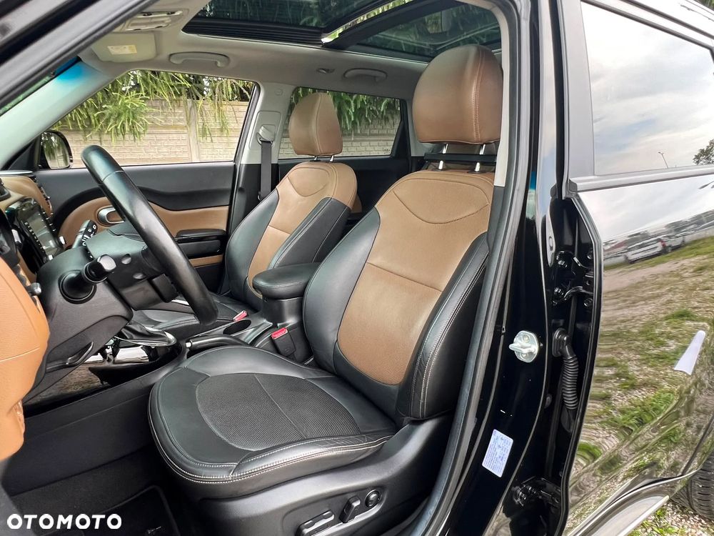 Kia Soul 1.6 CRDI DCT Dream-Team Edition - 32