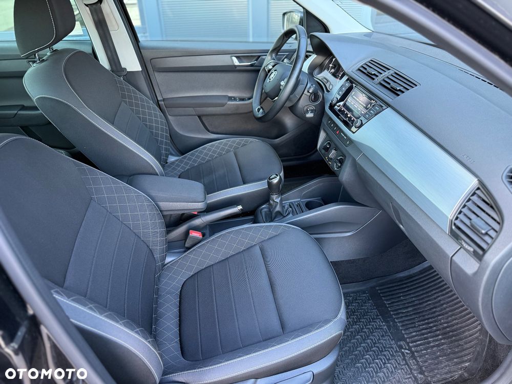 Skoda Fabia 1.0 TSI Ambition Plus - 25