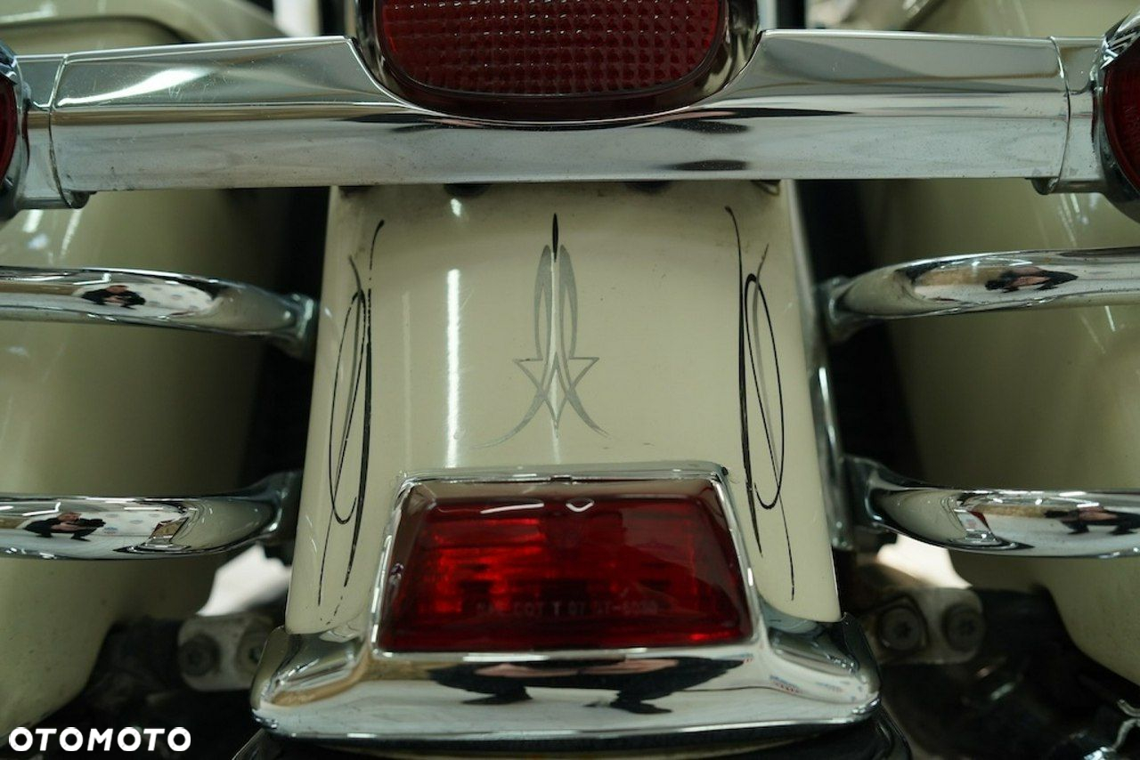 Harley-Davidson Touring Road King - 14