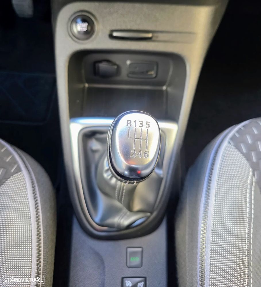 Renault Captur 1.2 TCe Exclusive - 41