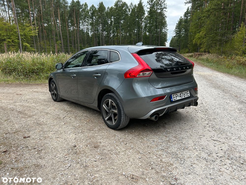 Volvo V40 D3 Drive-E R-Design Momentum - 5