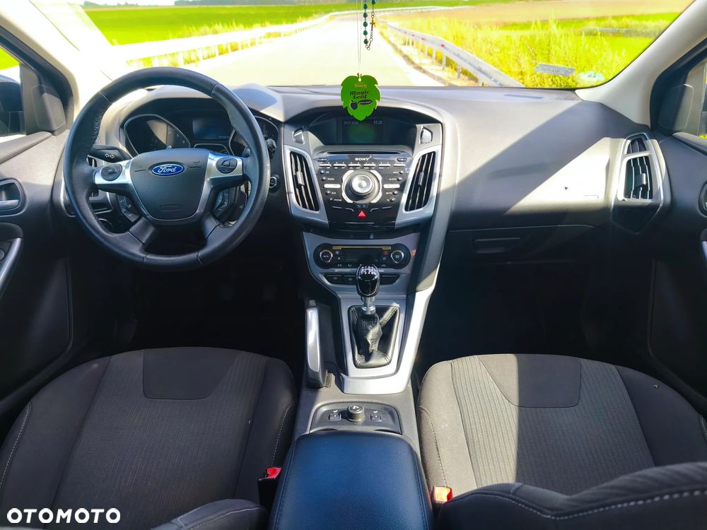 Ford Focus 1.6 EcoBoost Start-Stopp-System Titanium - 13