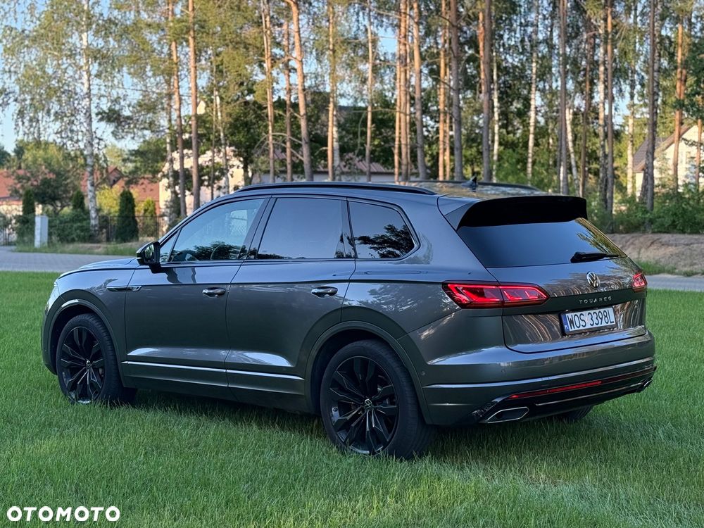 Volkswagen Touareg 3.0 V6 TDI 4Motion R-Line - 4