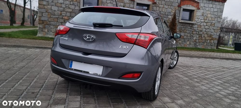 Hyundai i30 1.4 Comfort - 12